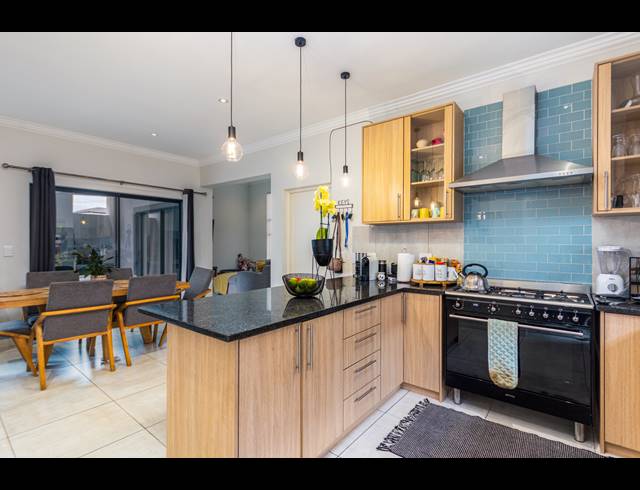 3 BEDROOM FREESTANDING FOR SALE IN PARKLANDS NORTH